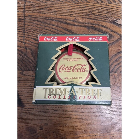 Set Of 2 Coca-Cola Trim a Tree Collection - Santa Claus Bottle Cap Ornament VTG - Picture 4 of 8